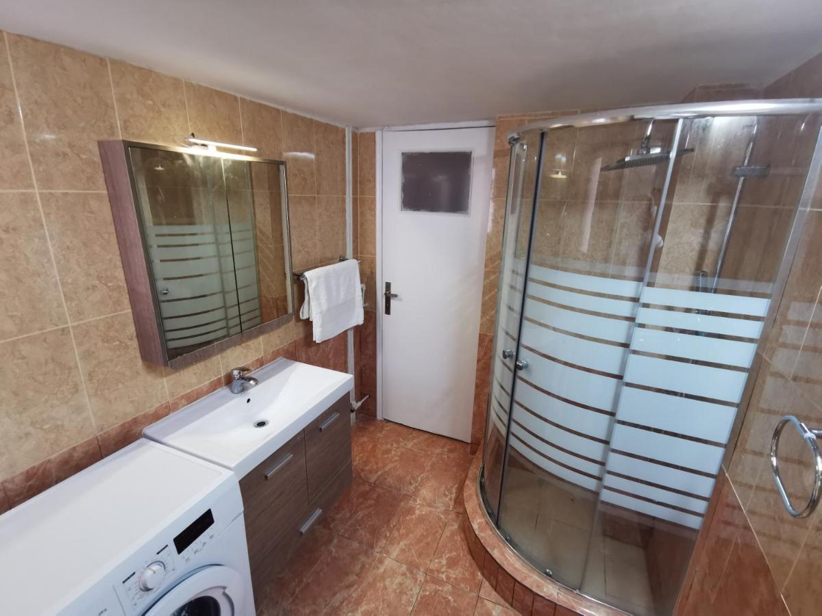 Central Apartment 卡拉马塔 外观 照片